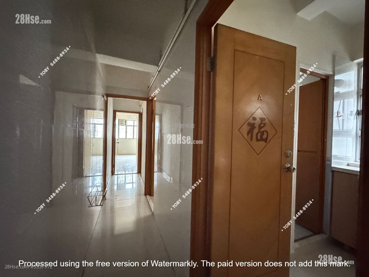 9-23 Hak Po Street Sell 4 Bedrooms , 4 Bathrooms 627 ft² ( 58.2 m² )