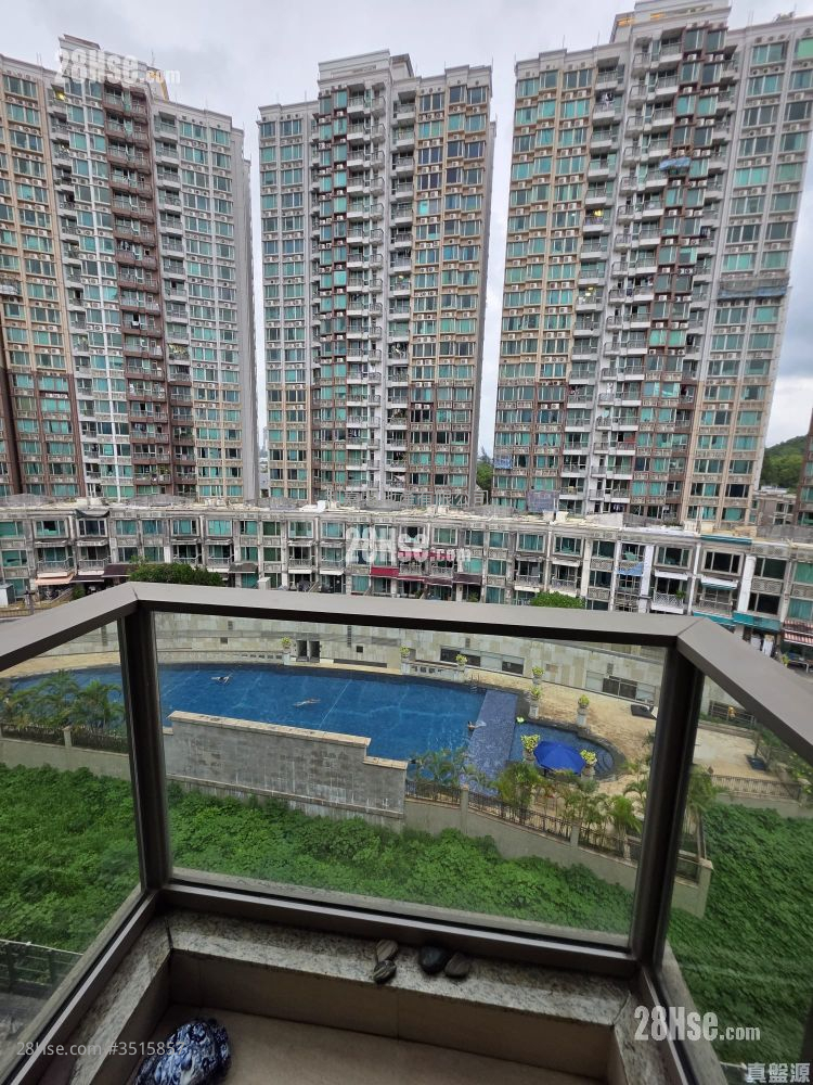 The Woodside Sell 3 Bedrooms , 3 Bathrooms 829 ft² ( 77.0 m² )