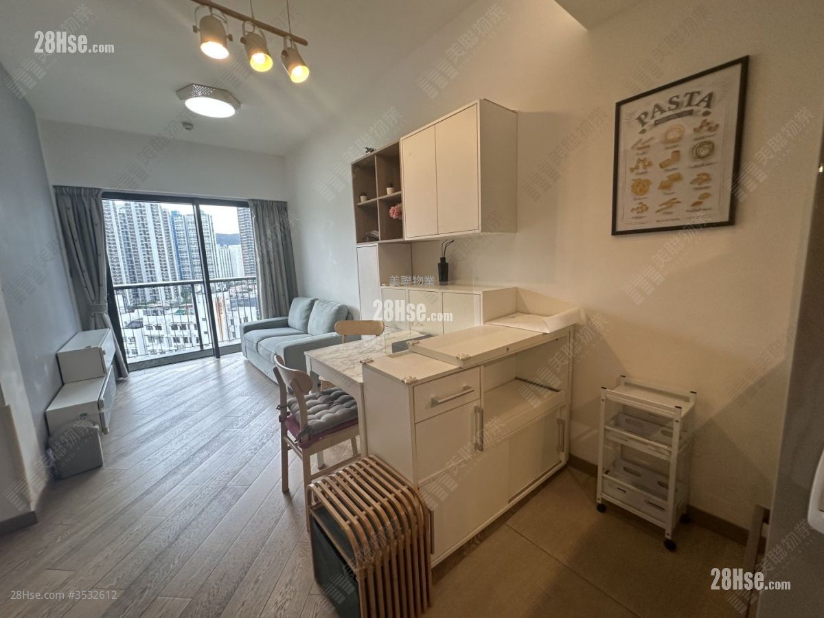 The Parkville Sell 3 Bedrooms 575 ft² ( 53.4 m² )