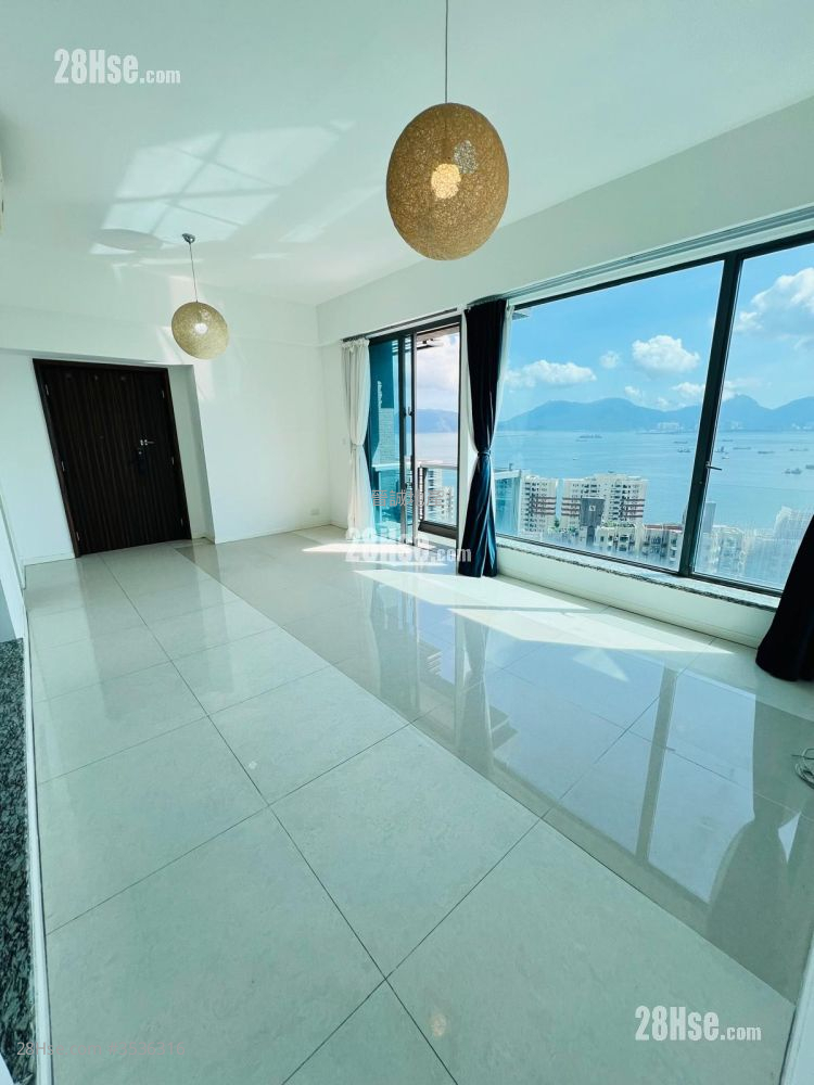 Crown By The Sea Rental 5+ Bedrooms , 3 Bathrooms 1,124 ft² ( 104.4 m² )