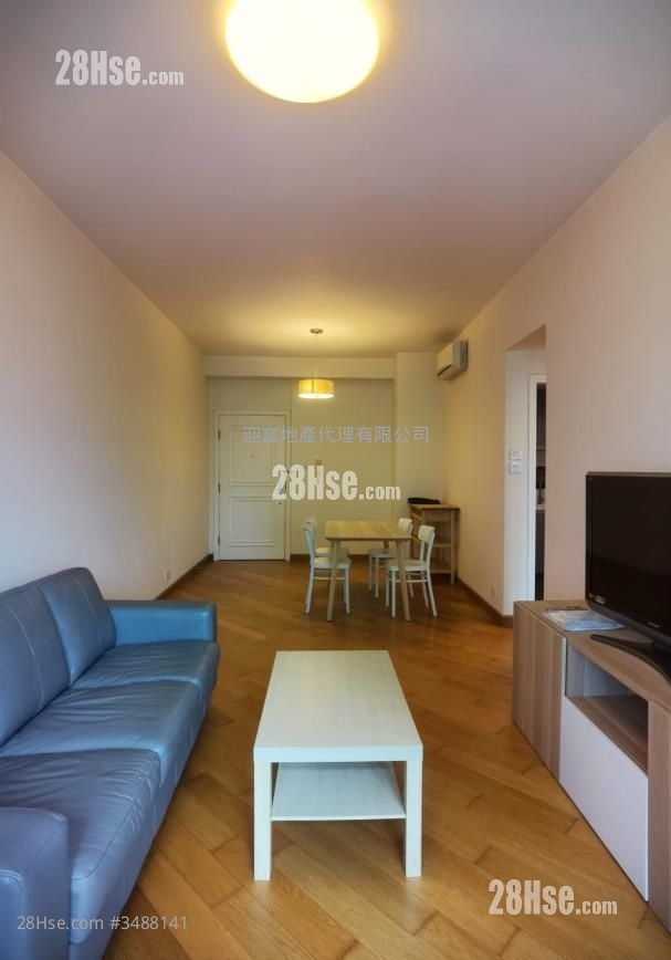 Royal Peninsula Rental 2 Bedrooms , 2 Bathrooms 770 ft² ( 71.5 m² )