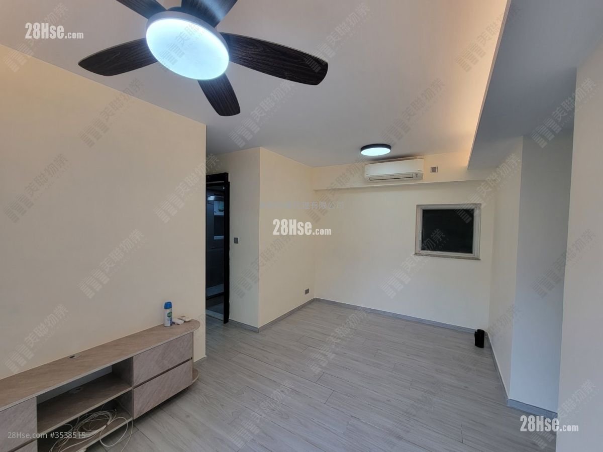 Central Park Towers Sell 2 Bedrooms 498 ft² ( 46.3 m² )