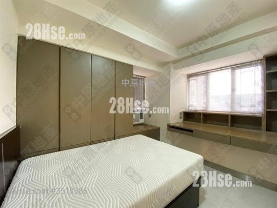 Hilton Plaza Rental 2 Bedrooms , 1 Bathroom 412 ft² ( 38.3 m² )