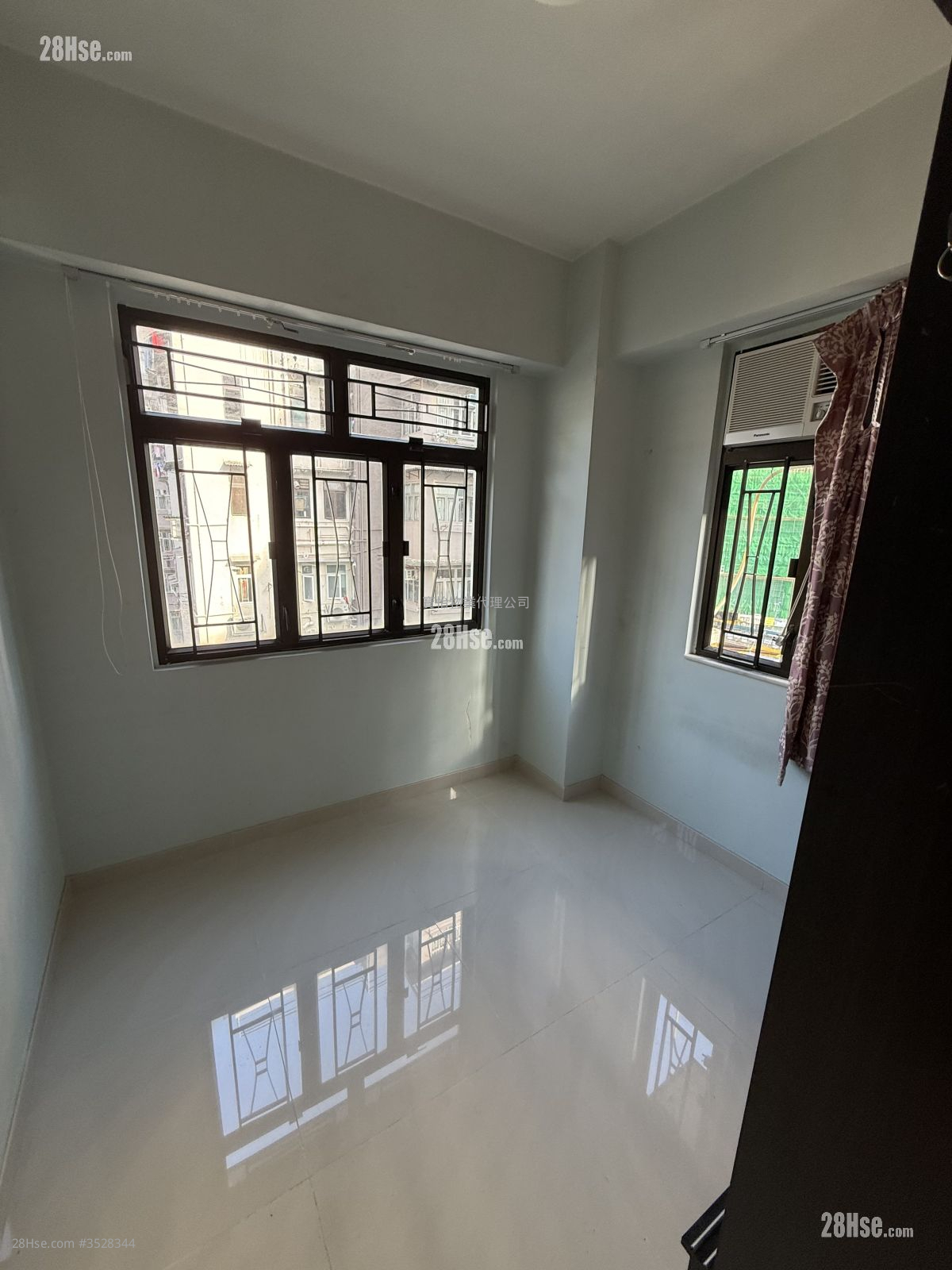 Wang Fung Building Rental 2 Bedrooms , 1 Bathroom 350 ft² ( 32.5 m² )