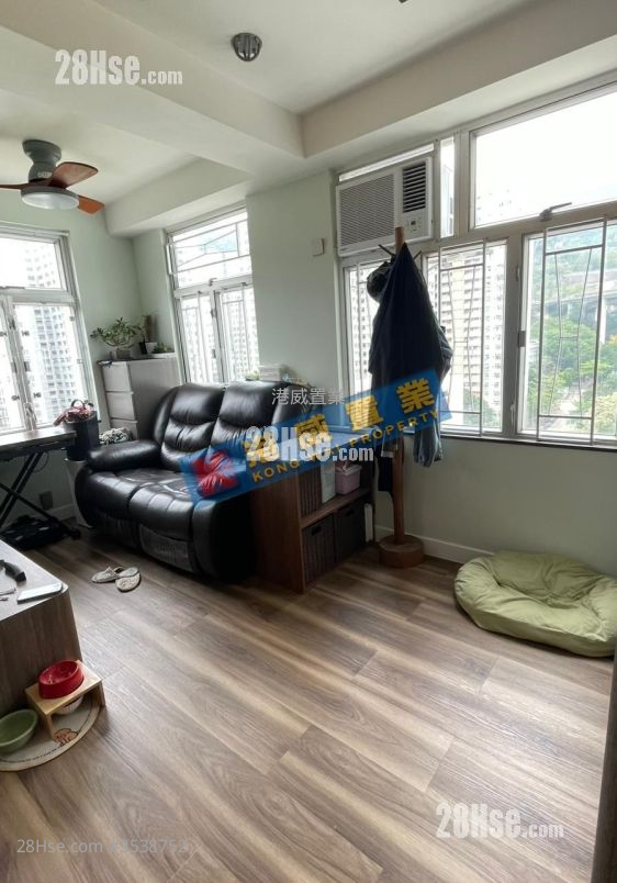Career Court Sell 1 Bedroom , 1 Bathroom 248 ft² ( 23.0 m² )