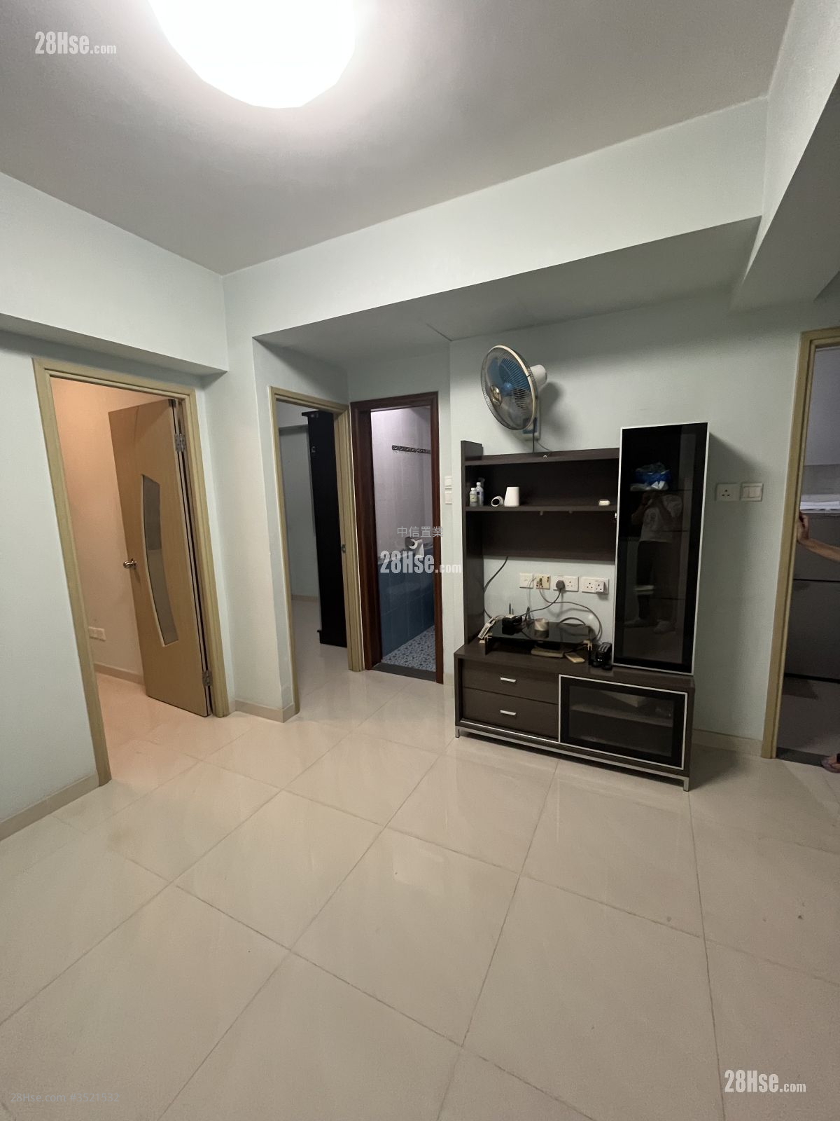 Wang Fung Building Rental 2 Bedrooms , 1 Bathroom 345 ft² ( 32.1 m² )