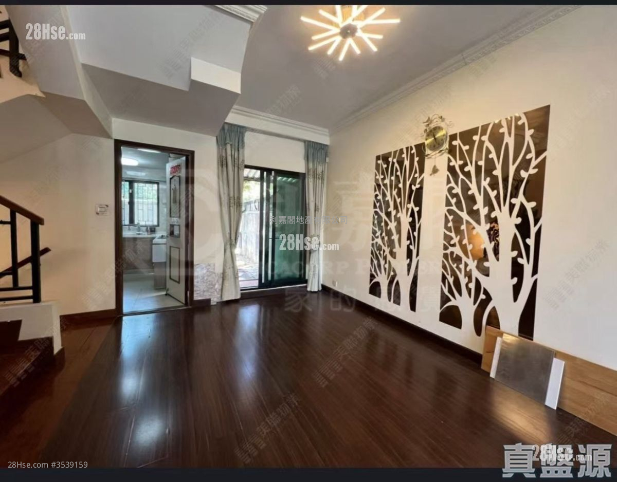 Europa Garden Sell 3 Bedrooms 1,466 ft² ( 136.2 m² )