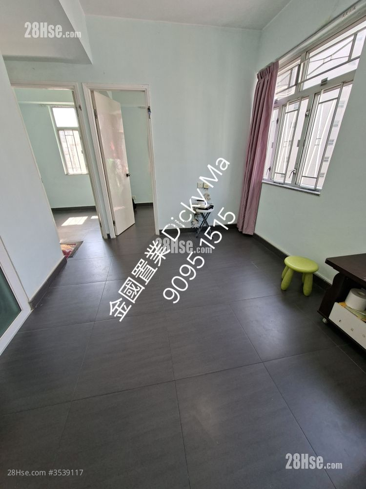 Kam Chung Building Rental 2 Bedrooms , 1 Bathroom 356 ft² ( 33.1 m² )