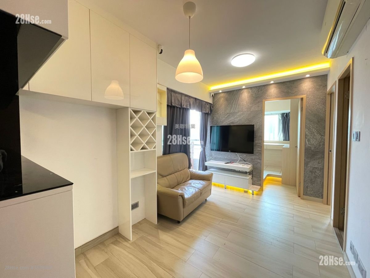 Metro Harbour View Sell 2 Bedrooms 348 ft² ( 32.3 m² )