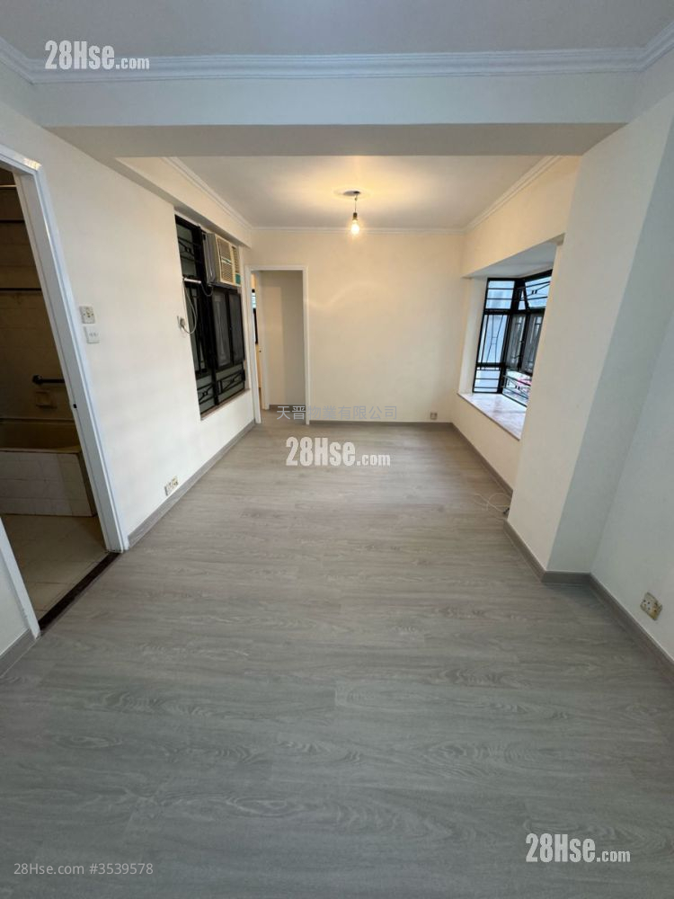 Bowie Mansion Sell 2 Bedrooms , 1 Bathroom 413 ft² ( 38.4 m² )