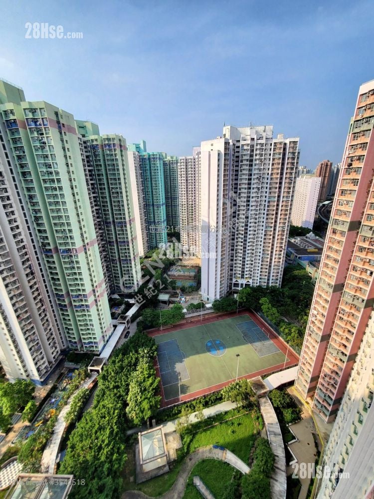 Kam Fung Court Sell 2 Bedrooms , 1 Bathroom 428 ft² ( 39.8 m² )