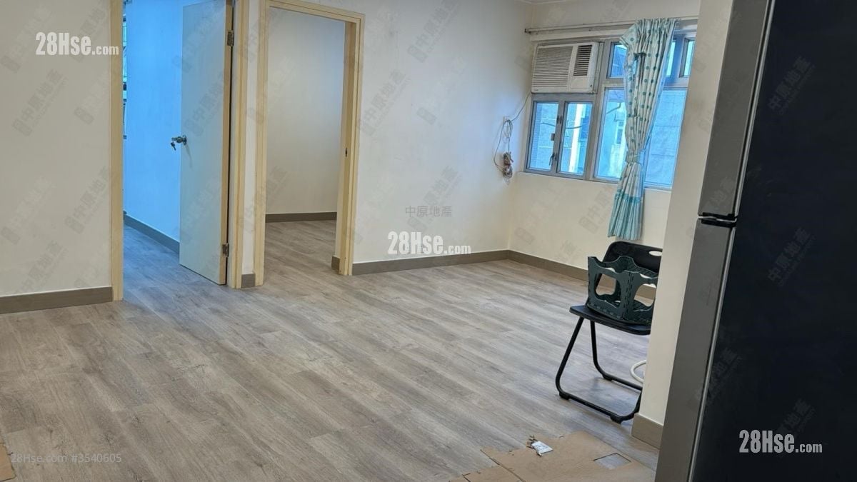 Yuk Po Court Sell 2 Bedrooms 546 ft² ( 50.7 m² )