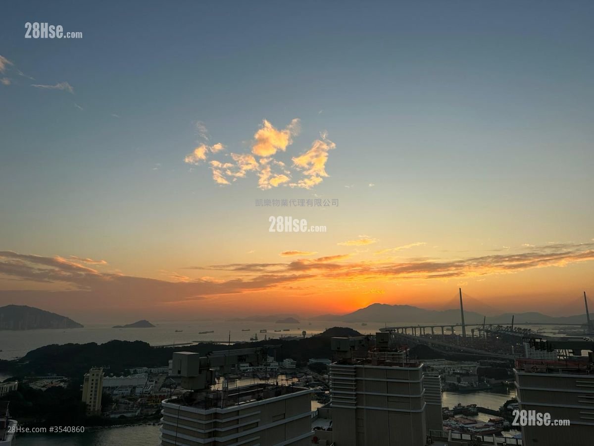 Hoi Lok Court Sell 2 Bedrooms , 1 Bathroom 477 ft² ( 44.3 m² )