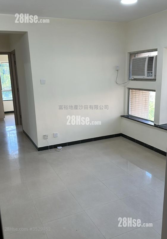 Greenview Garden Rental 2 Bedrooms , 1 Bathroom 524 ft² ( 48.7 m² )