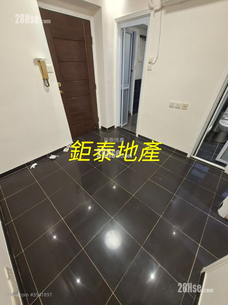 威发大厦 租盘 2 房 , 1 浴室 259 平方尺 ( 24.1 平方米 )