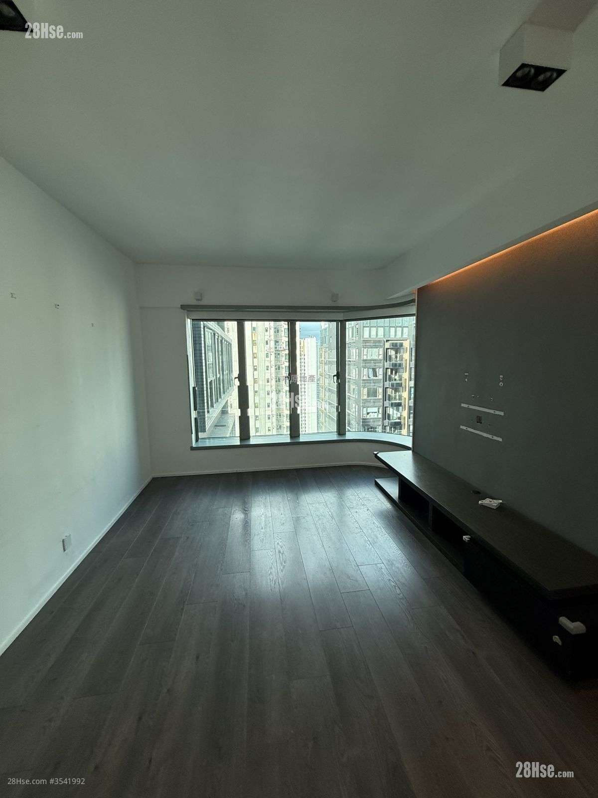 Casa Bella Sell 2 Bedrooms , 2 Bathrooms 797 ft² ( 74.0 m² )
