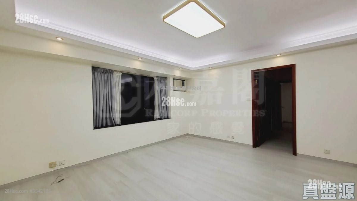 Robinson Heights Sell 3 Bedrooms , 2 Bathrooms 762 ft² ( 70.8 m² )