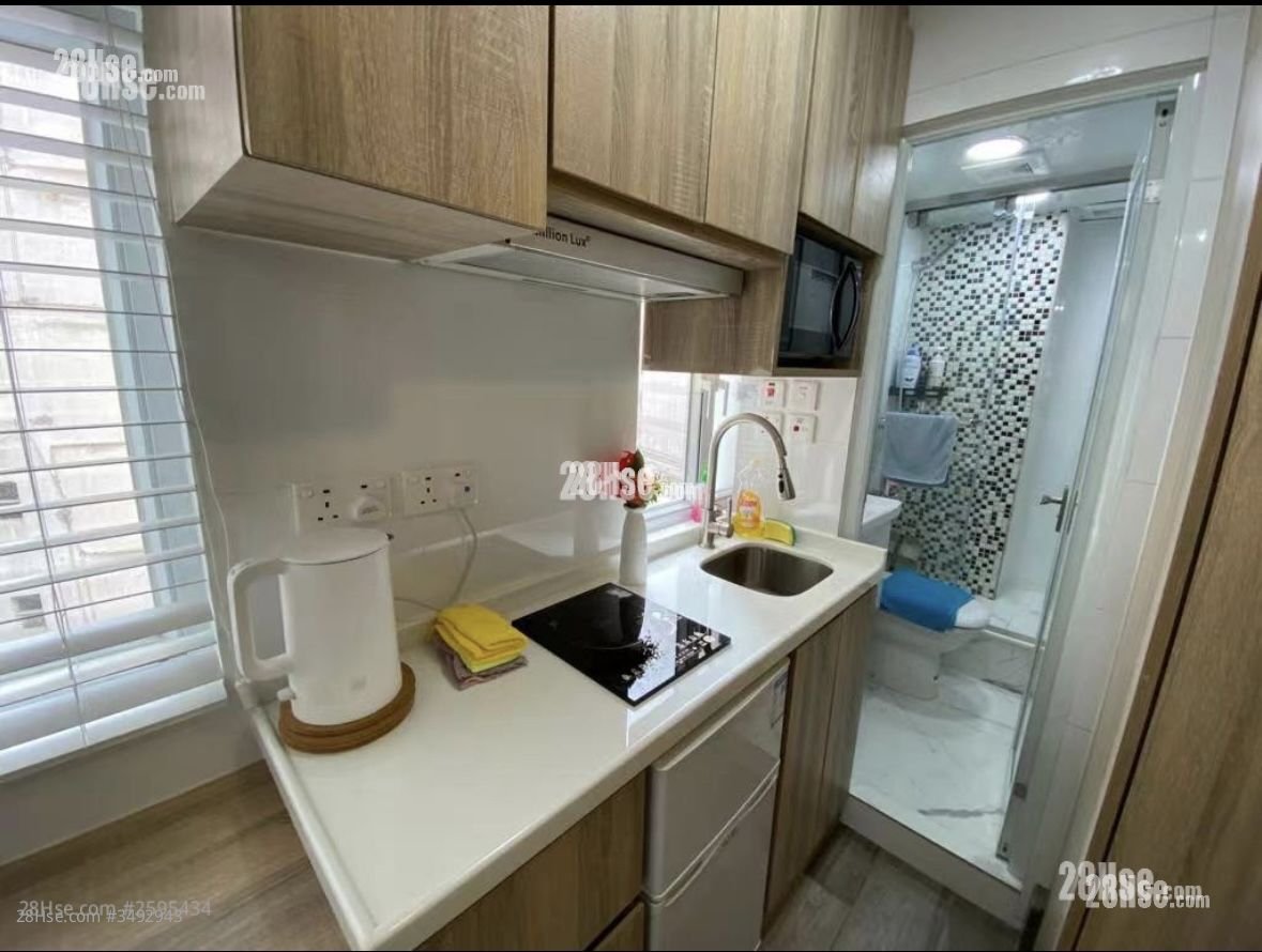 Ka Shun House Rental Studio , 1 Bathroom 150 ft² ( 13.9 m² )