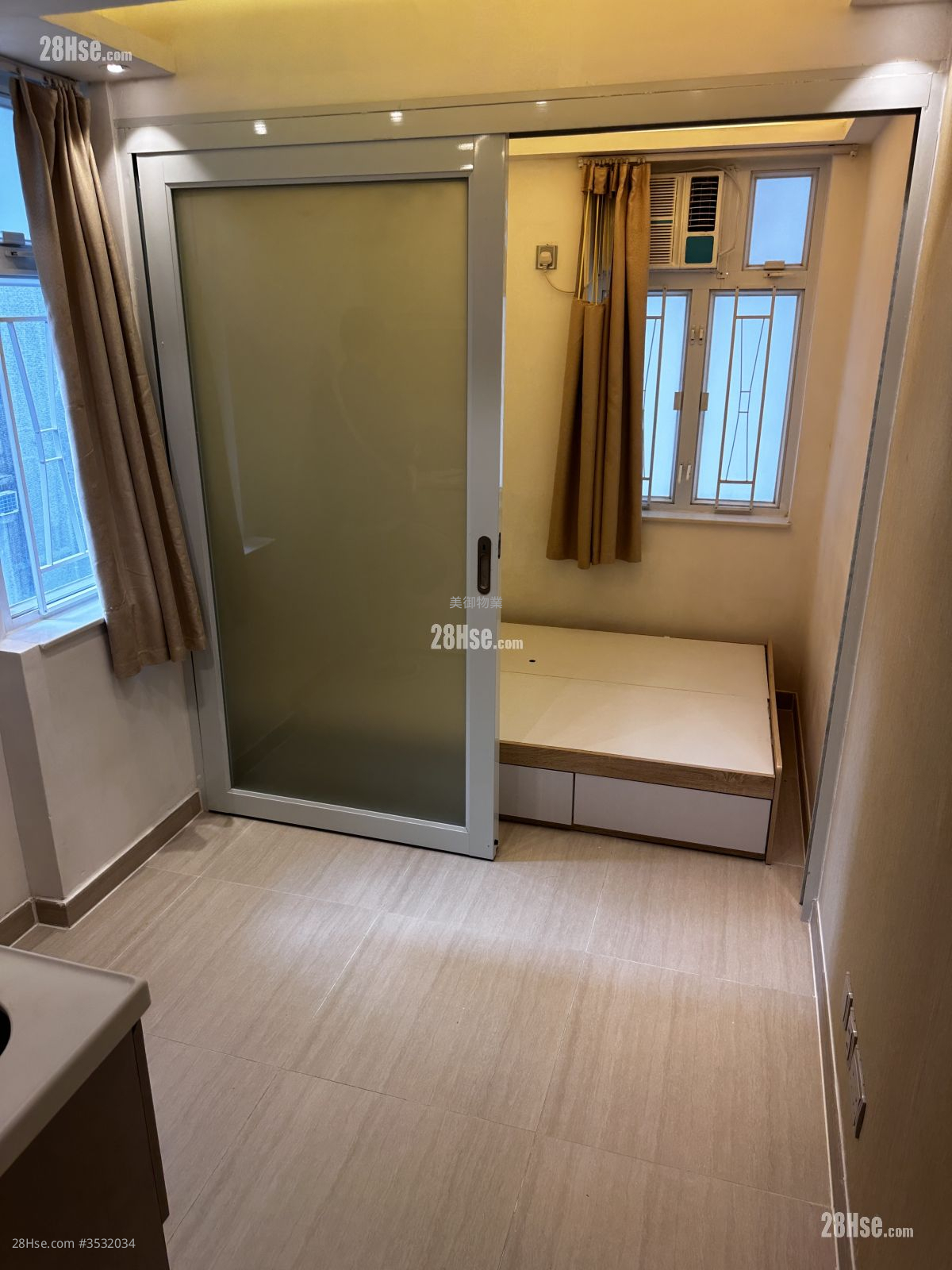 Majestic Apartments Rental 1 Bedroom , 1 Bathroom 220 ft² ( 20.4 m² )
