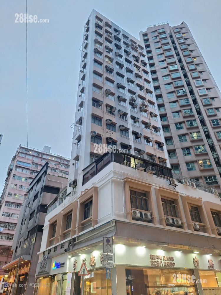 Berkeley Building Sell 2 Bedrooms , 1 Bathroom 276 ft² ( 25.6 m² )