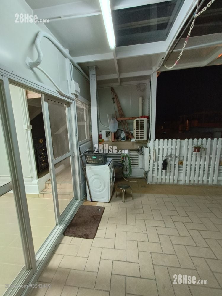 Seasons Monarch Rental 3 Bedrooms , 2 Bathrooms 800 ft² ( 74.3 m² )