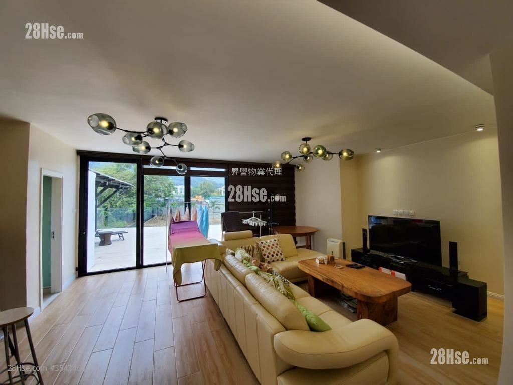 Berkeley Bay Villa Rental 4 Bedrooms , 4 Bathrooms 1,332 ft² ( 123.7 m² )