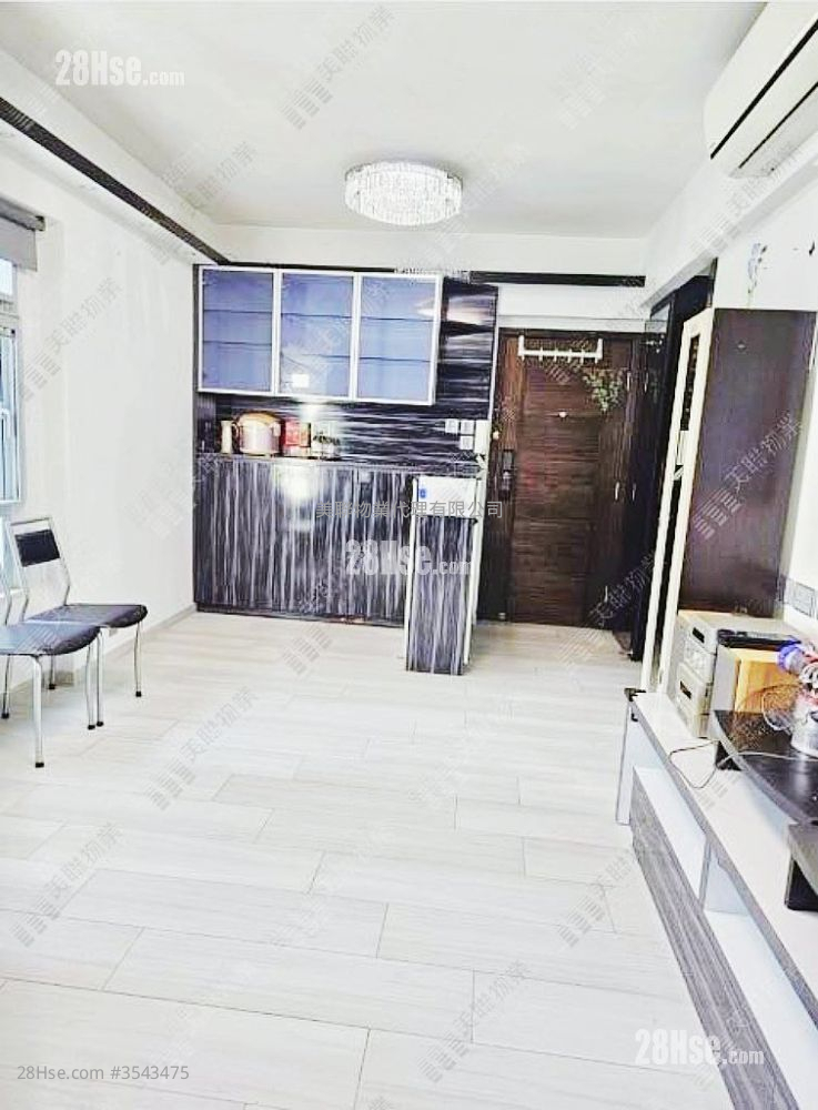 Venice Garden Sell 2 Bedrooms 436 ft² ( 40.5 m² )