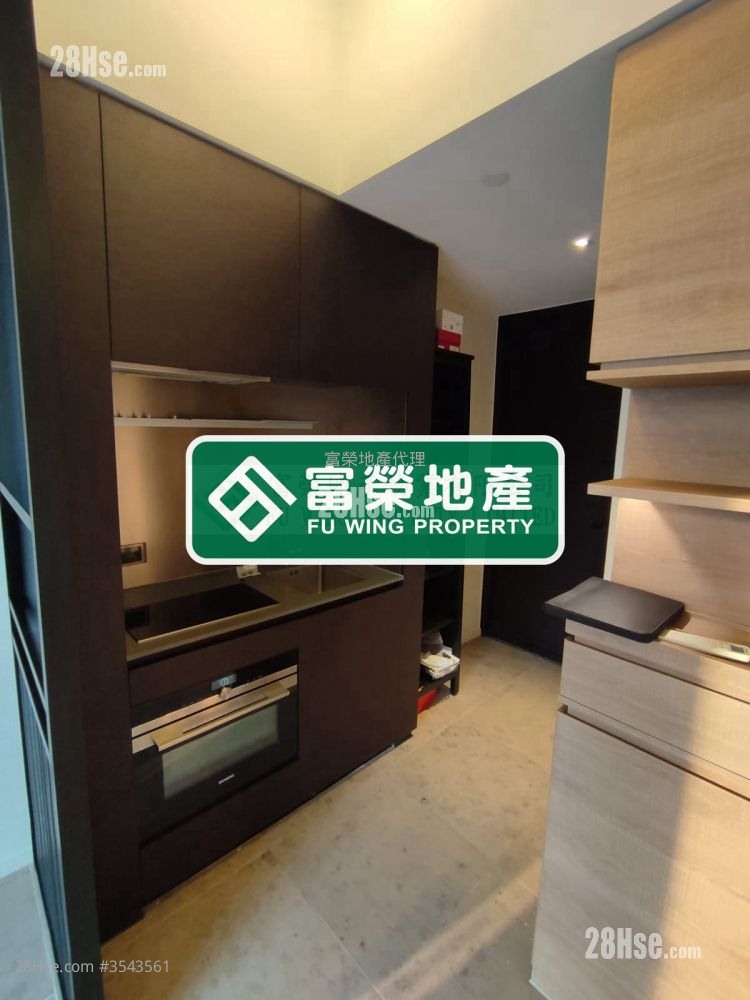 Skypark Rental Studio , 1 Bathroom 310 ft² ( 28.8 m² )