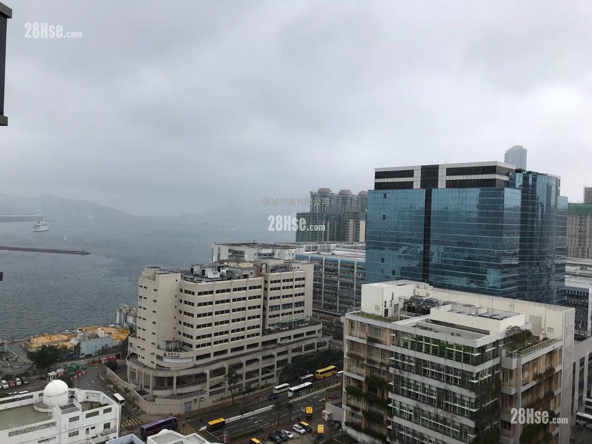 Upper East Sell 1 Bedroom , 1 Bathroom 309 ft² ( 28.7 m² )