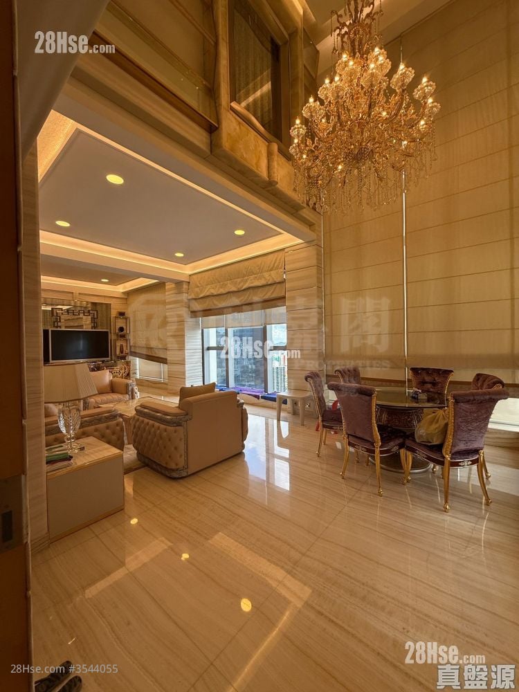 The Latitude Sell 4 Bedrooms , 3 Bathrooms 2,365 ft² ( 219.7 m² )
