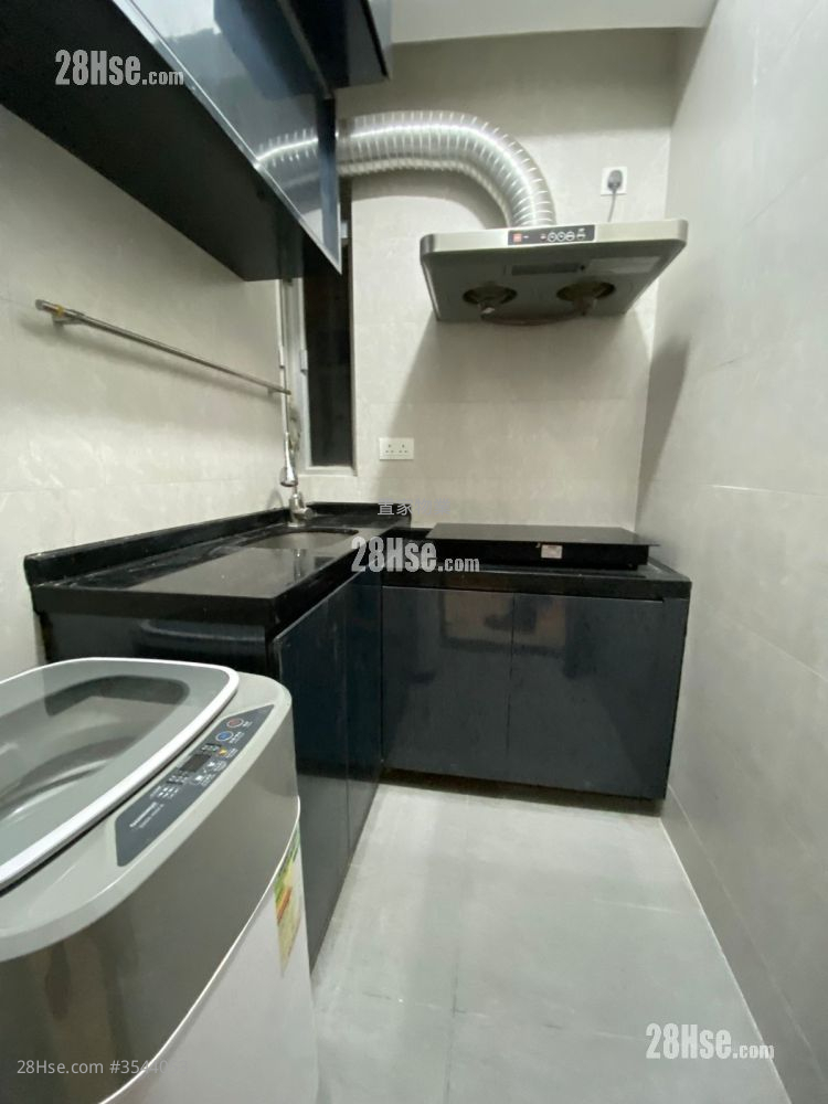 Elly House Rental 318 ft² ( 29.5 m² )