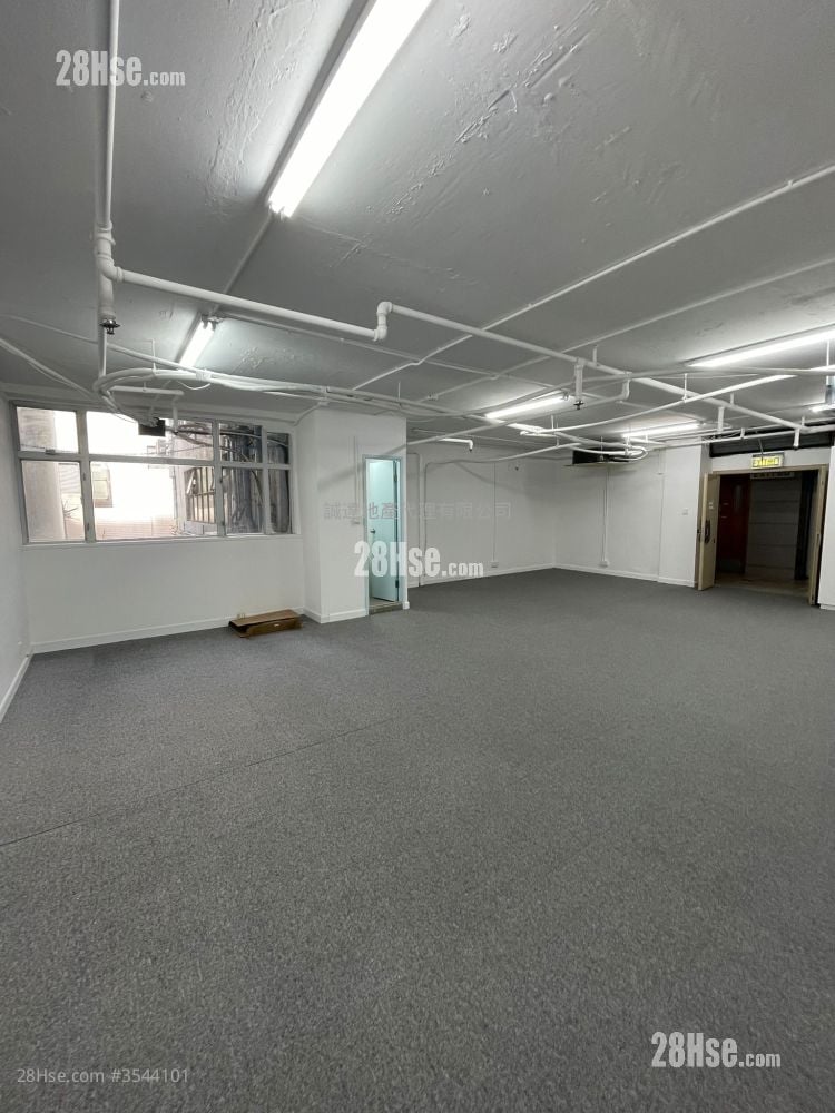 Wing Cheung Industrial Building Rental Studio , 2 Toilets