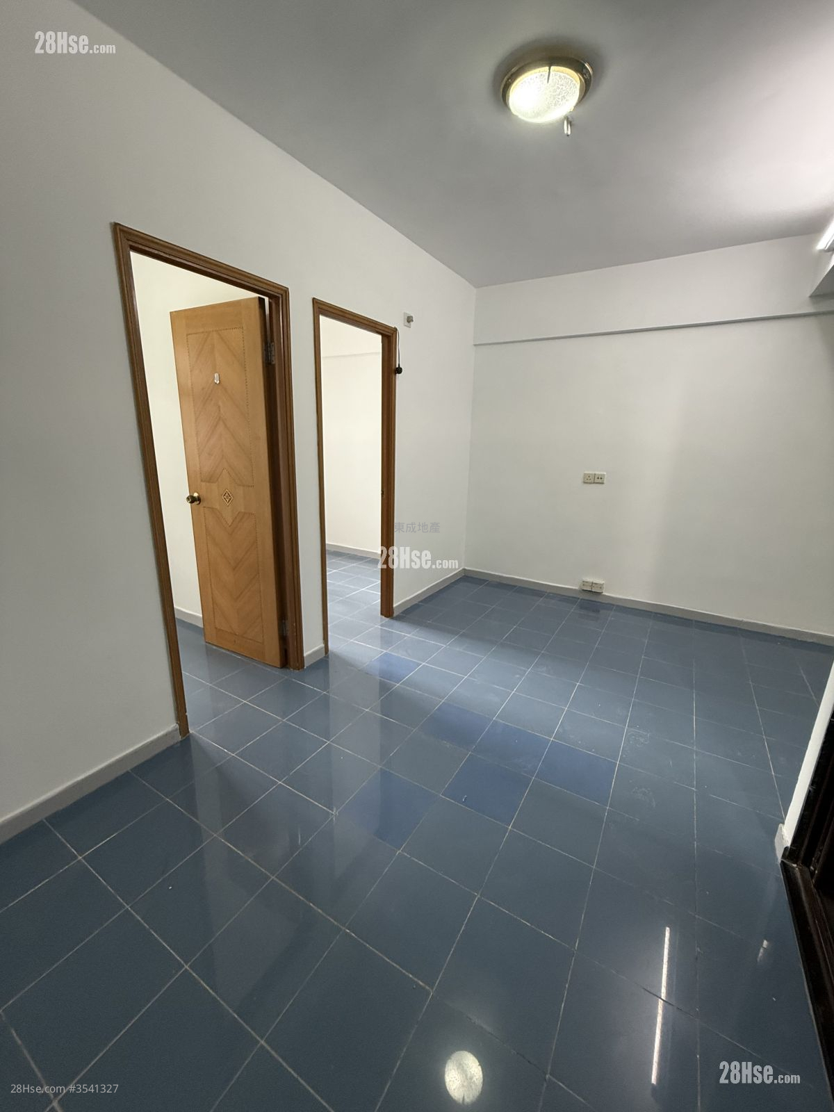 Tung Po Building Rental 2 Bedrooms , 1 Bathroom 361 ft² ( 33.5 m² )