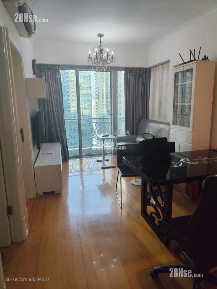 Banyan Garden Rental 2 Bedrooms , 1 Bathroom 473 ft² ( 43.9 m² )