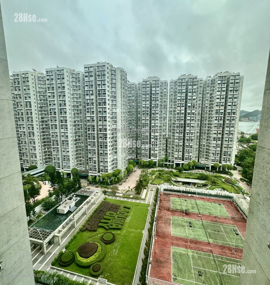 Laguna City Sell 2 Bedrooms , 1 Bathroom 517 ft² ( 48.0 m² )