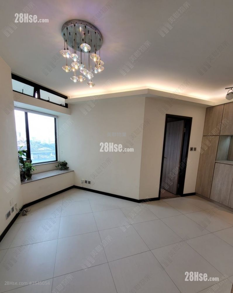 Grand Horizon Sell 2 Bedrooms 463 ft² ( 43.0 m² )