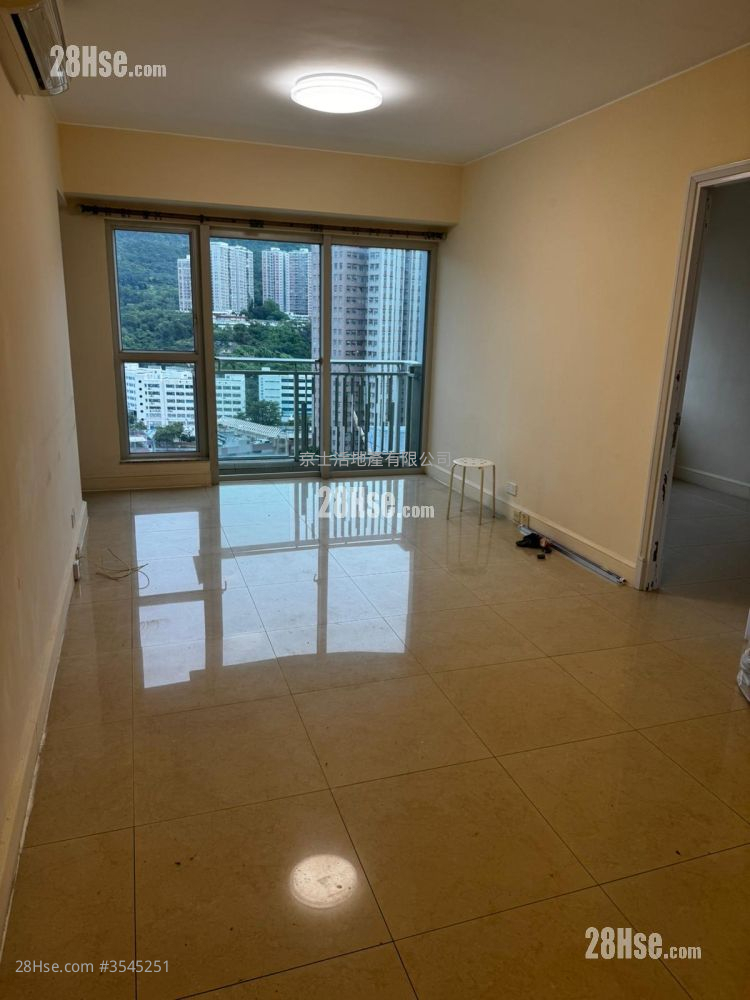 Festival City Rental 3 Bedrooms , 2 Bathrooms 741 ft² ( 68.8 m² )