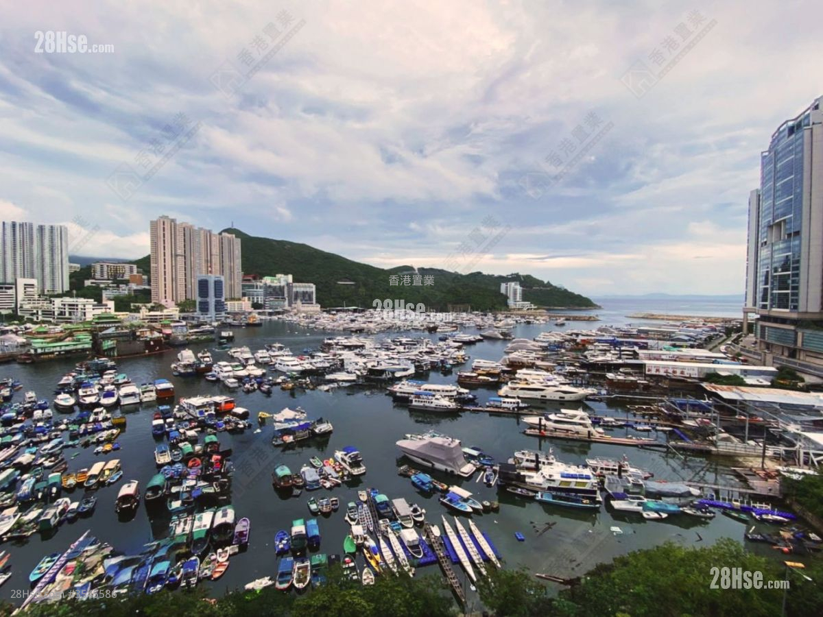 Marina South Sell 5+ Bedrooms , 2 Bathrooms 3,740 ft² ( 347.5 m² )