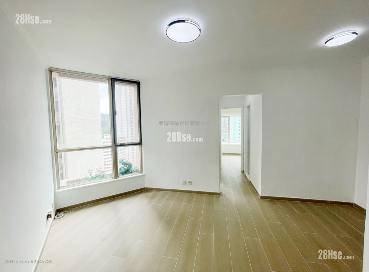 Avon Park Sell 2 Bedrooms 400 ft² ( 37.2 m² )
