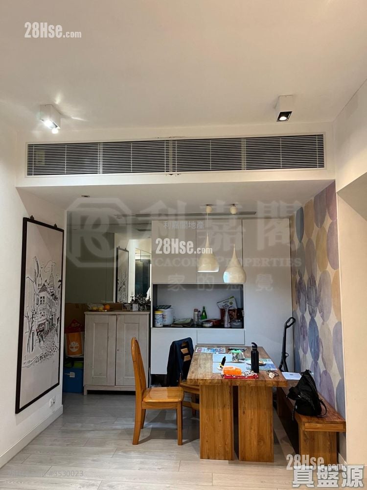 Aria Sell 4 Bedrooms , 2 Bathrooms 793 ft² ( 73.7 m² )