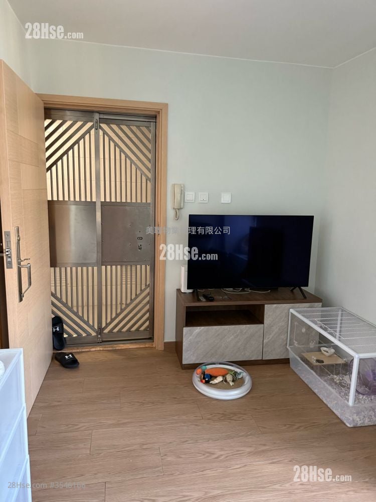 Greenfield Garden Sell 2 Bedrooms , 1 Bathroom 368 ft² ( 34.2 m² )