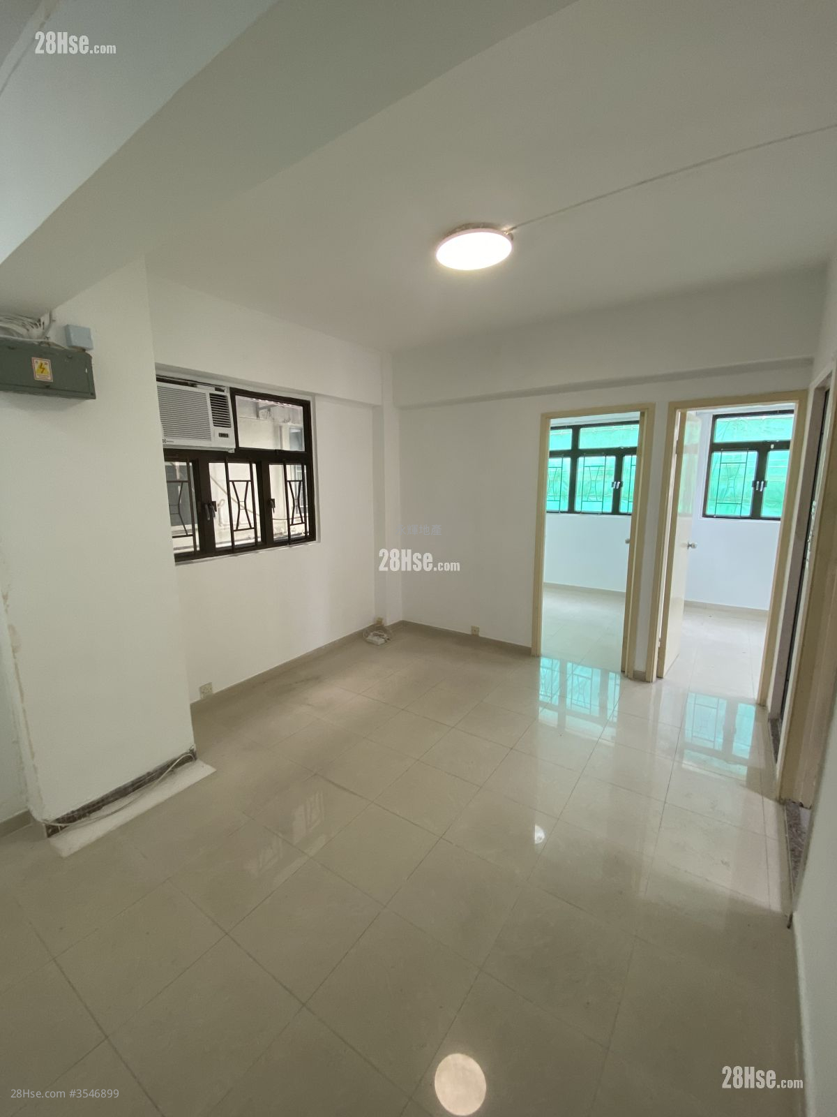 On Tai Building Rental 2 Bedrooms 370 ft² ( 34.4 m² )