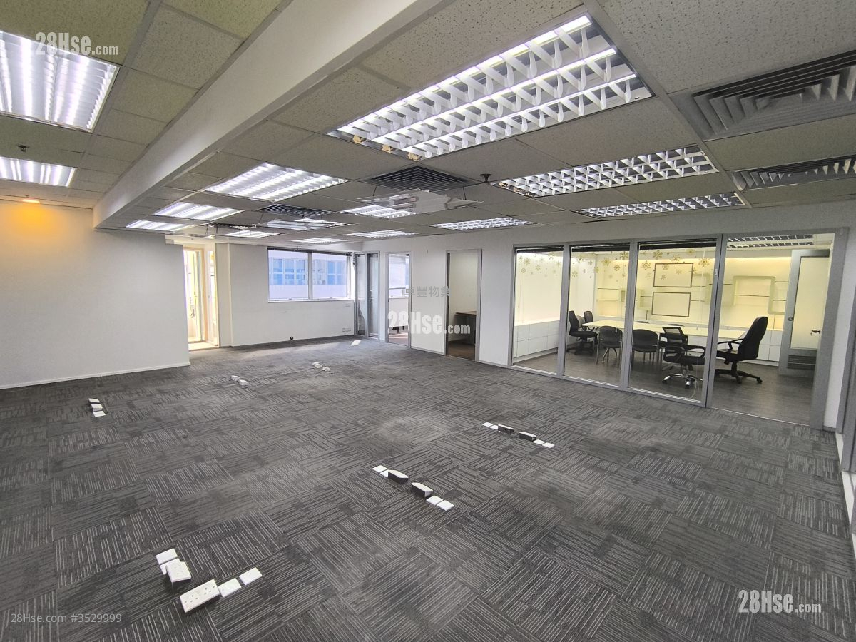 Elite Industrial Centre Rental 4 Bedrooms , 3 Toilets 1,600 ft² ( 148.6 m² )