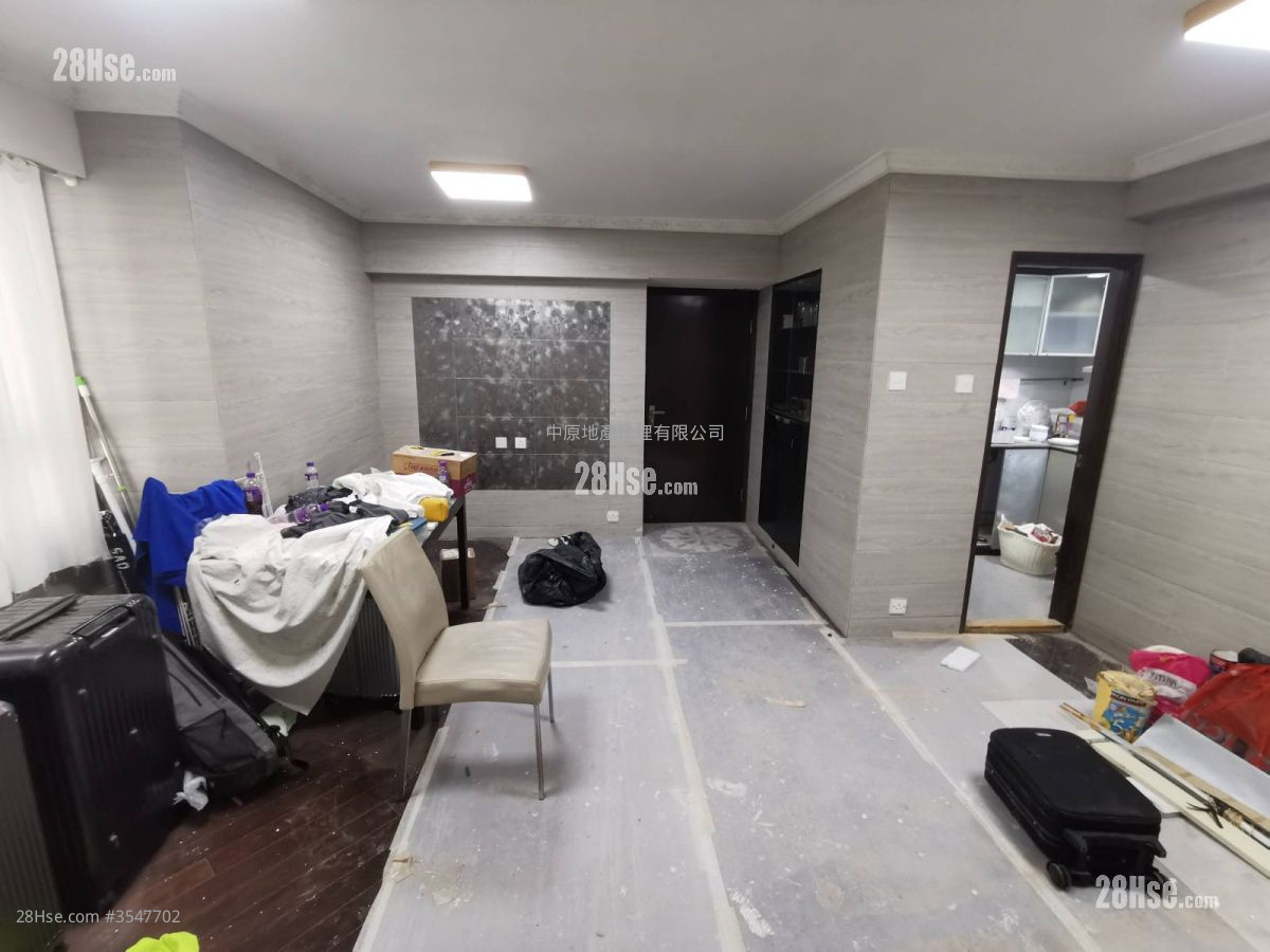 Belvedere Garden Rental 4 Bedrooms , 2 Bathrooms 742 ft² ( 68.9 m² )