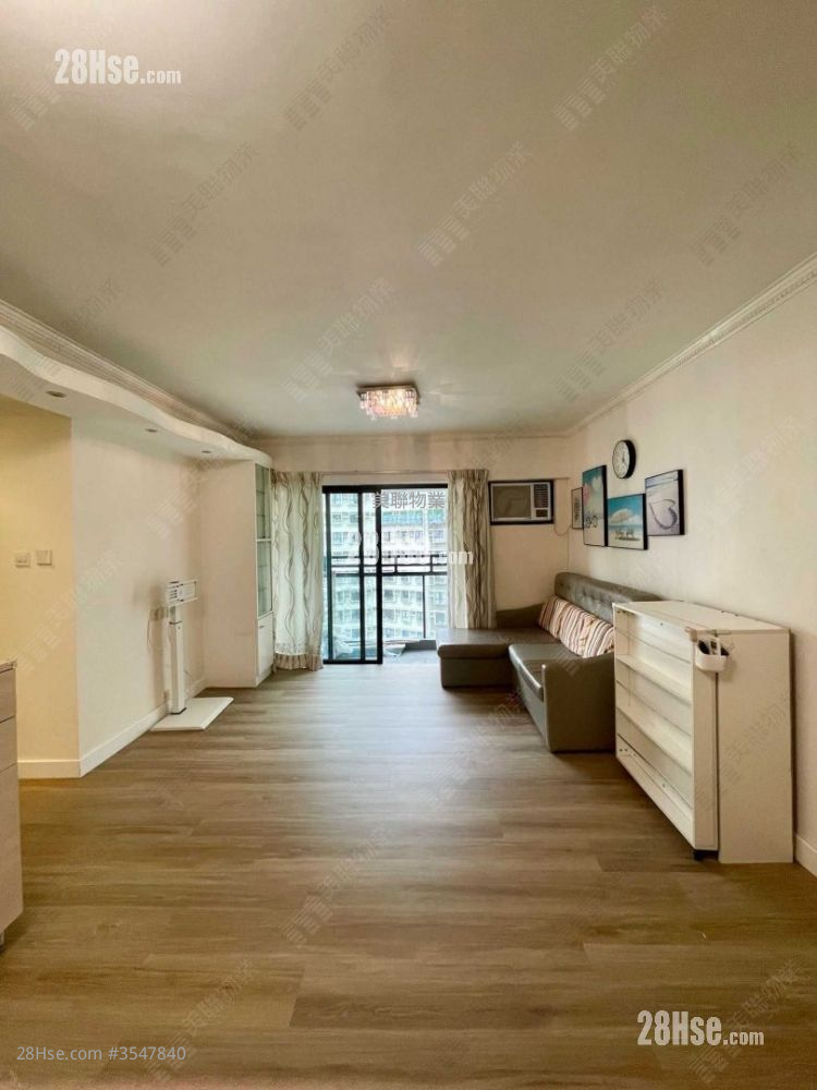 Handsome Court Sell 745 ft² ( 69.2 m² )