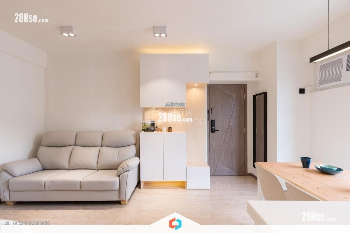 Waldorf Garden Sell 2 Bedrooms 414 ft² ( 38.5 m² )