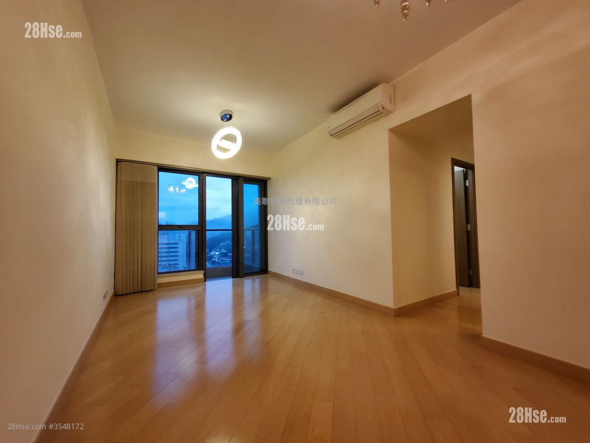 Grand Yoho Sell 3 Bedrooms , 2 Bathrooms 720 ft² ( 66.9 m² )