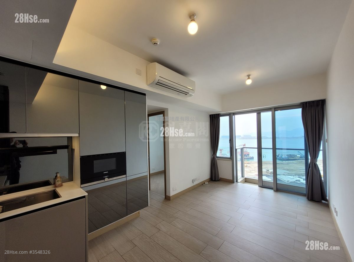 Century Link Sell 2 Bedrooms 453 ft² ( 42.1 m² )