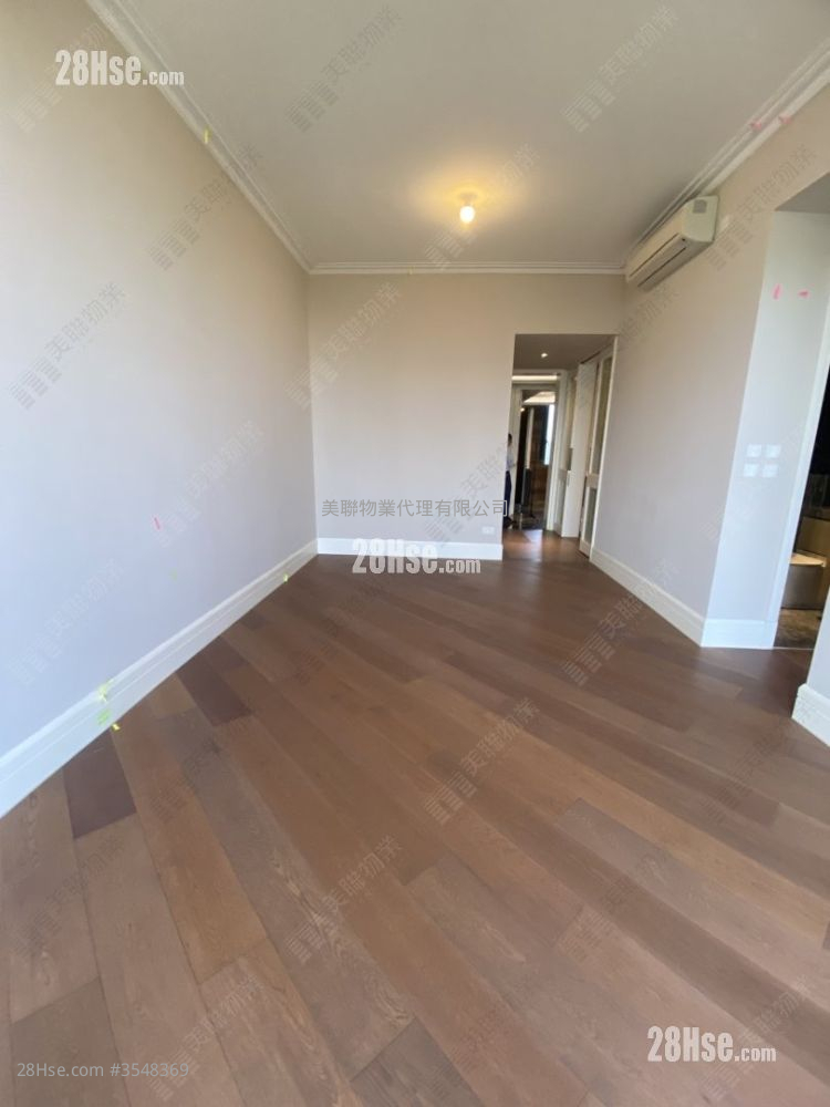 Eden Manor Rental 959 ft² ( 89.1 m² )