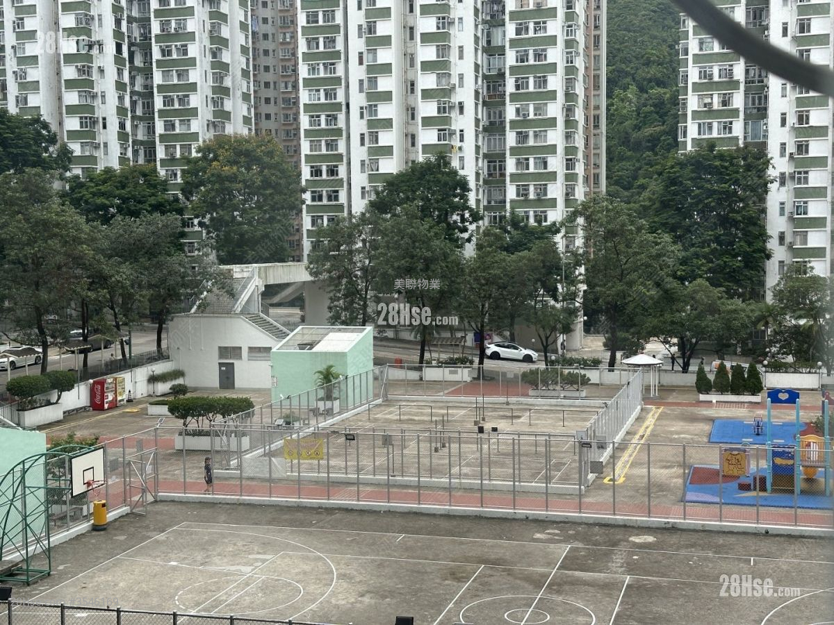 Nan Fung Sun Chuen Sell 3 Bedrooms , 1 Bathroom 516 ft² ( 47.9 m² )
